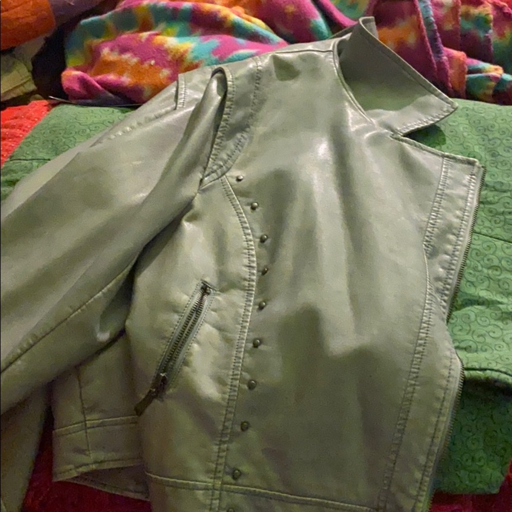 Leather Jacket - Picture 3 of 4